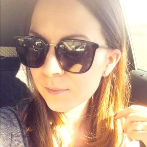 Meet your Posher, Shannon